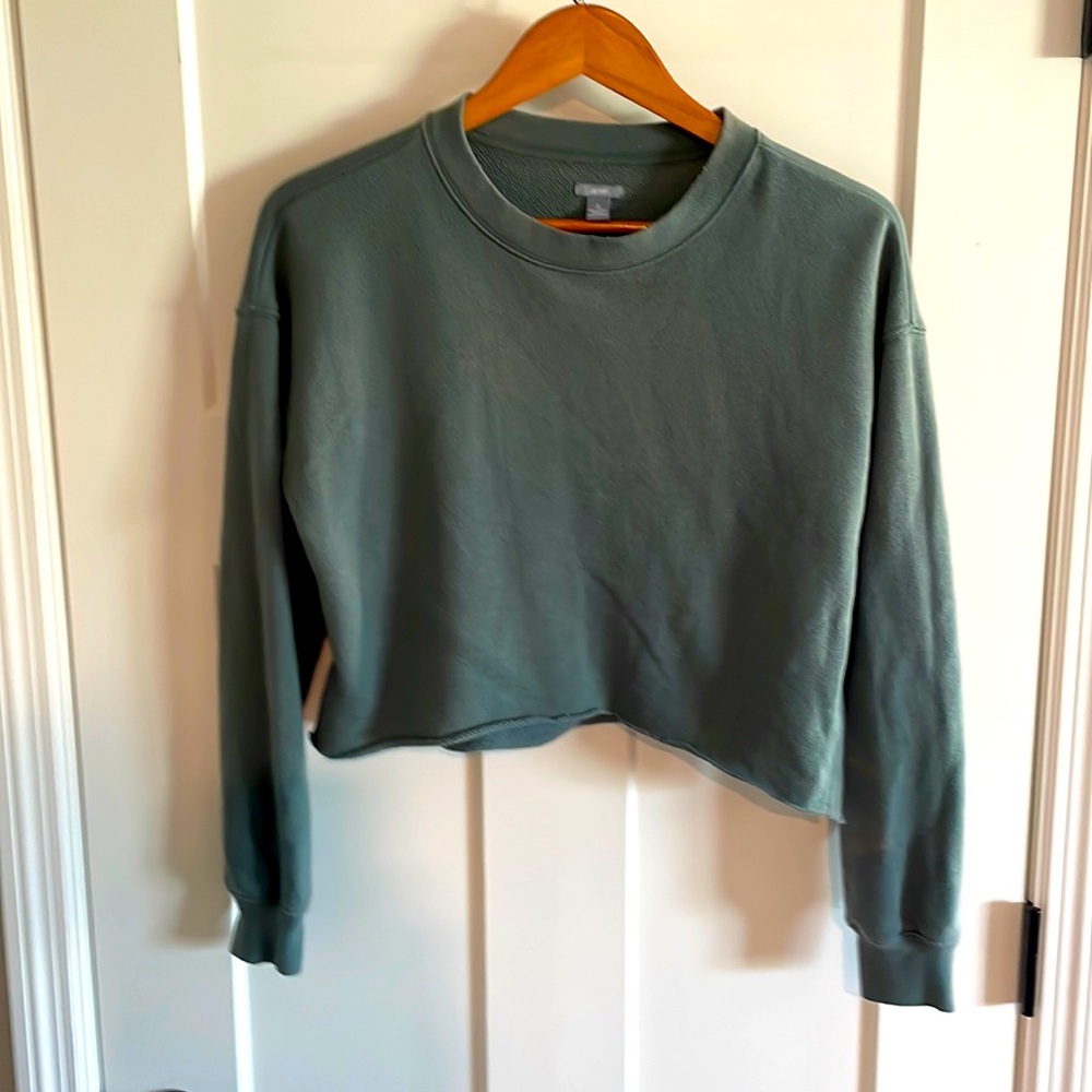 Aerie crop top, size s. Little discoloring I. The back neck, but in great shape